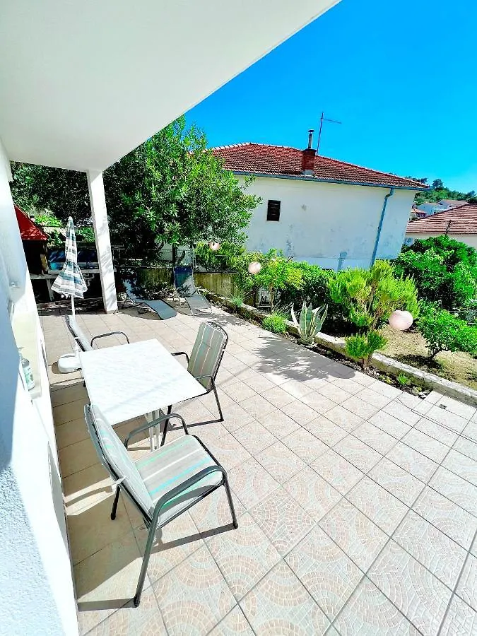 Apartments Mdk Kate Trogir