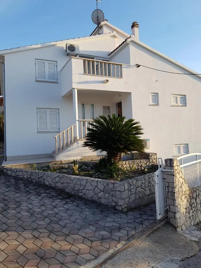 טרוגיר Apartments Mdk Kate