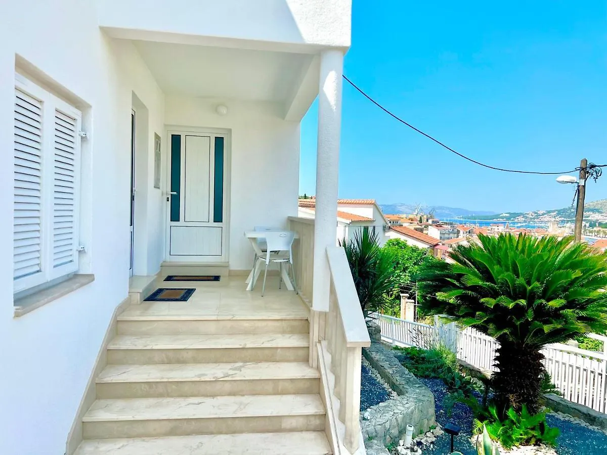 טרוגיר Apartments Mdk Kate