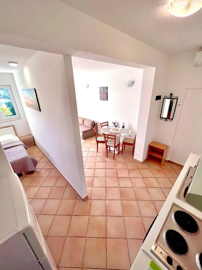טרוגיר Apartments Mdk Kate קרואטיה