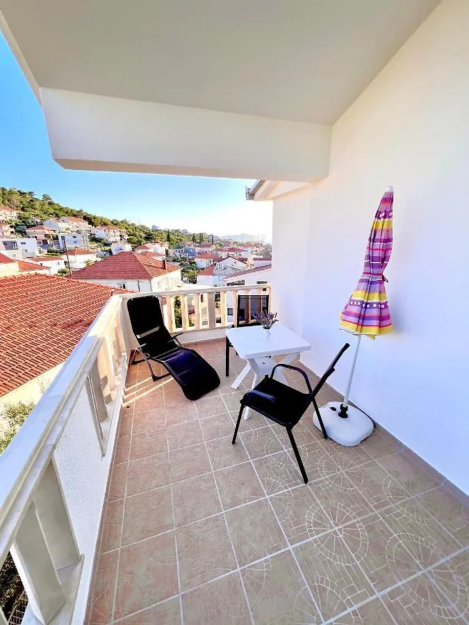 טרוגיר Apartments Mdk Kate